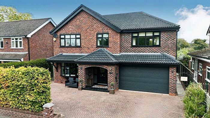 4 Bedroom Detached House For Sale In Malt Kiln Road, Knutsford, WA16