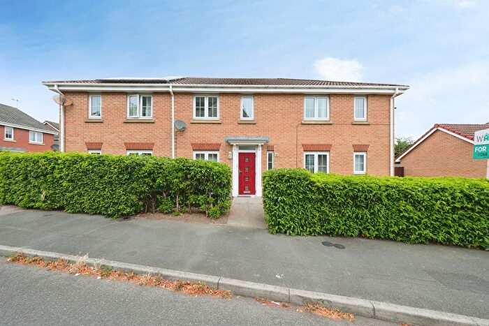3 Bedroom Terraced House For Sale In Horse Chestnut Close, Chesterfield, S40