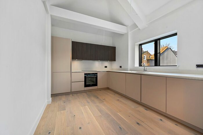 1 Bedroom Flat To Rent In St. Ann's Hill, London, SW18