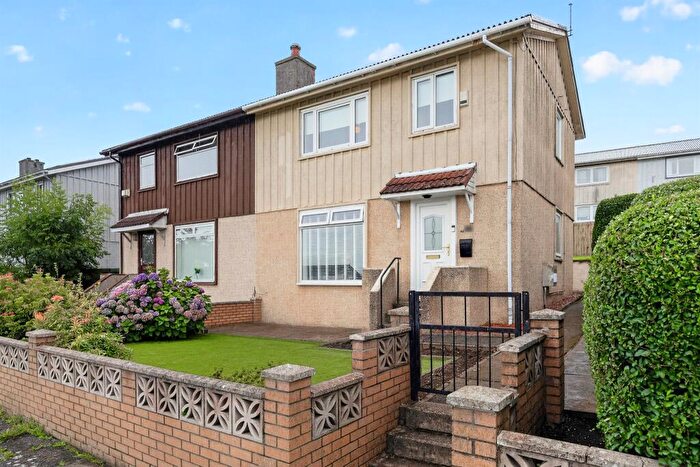 3 Bedroom Semi-Detached House For Sale In Bellsmyre Avenue, Dumbarton, G82