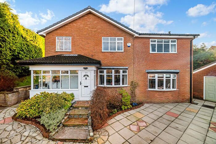 4 Bedroom Detached House For Sale In Crosfield Avenue, Summerseat, BL9