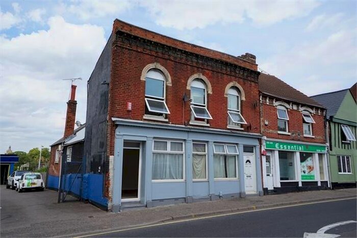 2 Bedroom Flat To Rent In Magdalen Street, Colchester, Essex., CO1
