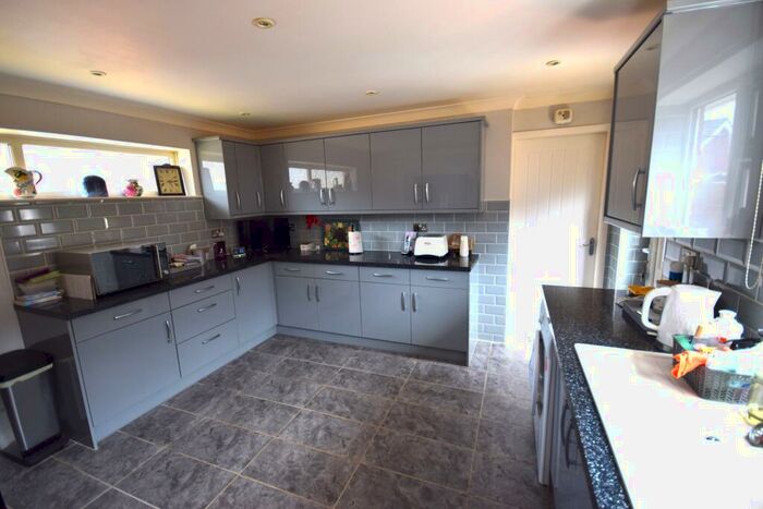 3 Bedroom Detached Bungalow For Sale In Flamborough Close, Skegness, PE25