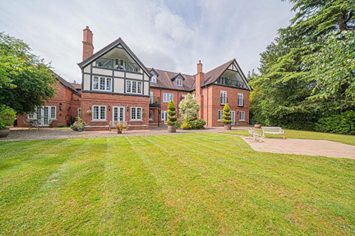 2 Bedroom Apartment For Sale In Warwick Road, The Coach House, B91