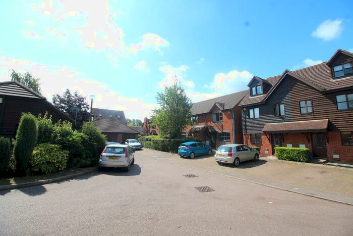 3 Bedroom End Of Terrace House To Rent In Deacon Place, Middleton, MK10