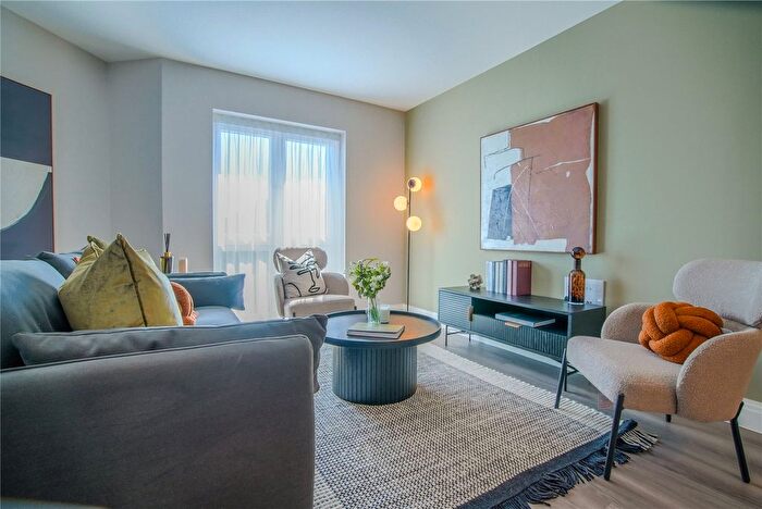 1 Bedroom Flat For Sale In Brook House, New Wharf Road, Tonbridge, TN9