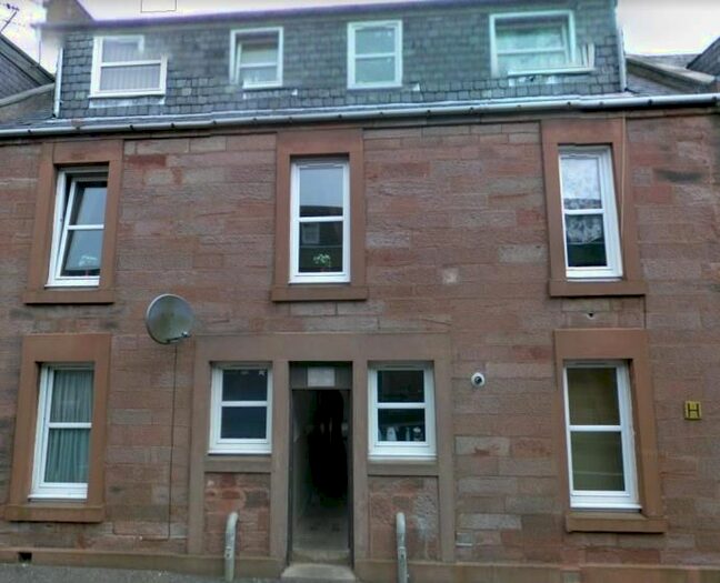 3 Bedroom Maisonette To Rent In Fergus Square, Arbroath, DD11