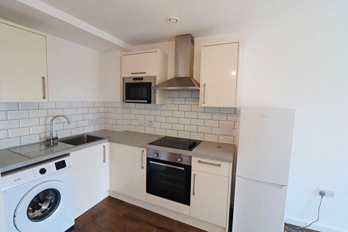 1 Bedroom Flat To Rent In High Pavement, Basildon, SS14