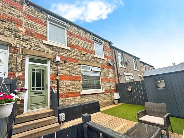 2 Bedroom Terraced House For Sale In Charlie Street, Greenside, NE40