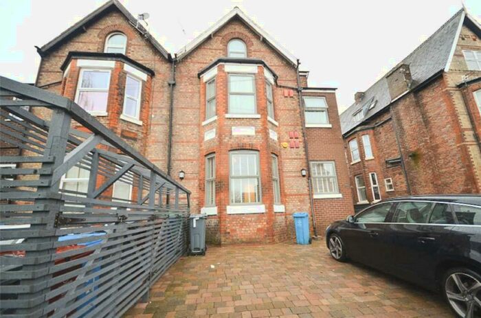 2 Bedroom Apartment To Rent In Old Lansdowne Road, Didsbury, Manchester, M20