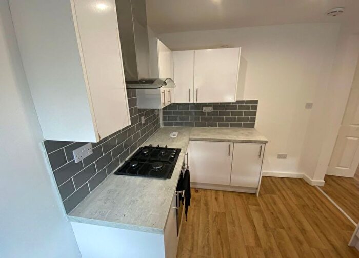 2 Bedroom Terraced House To Rent In Emlyn Rd, Swansea, SA1