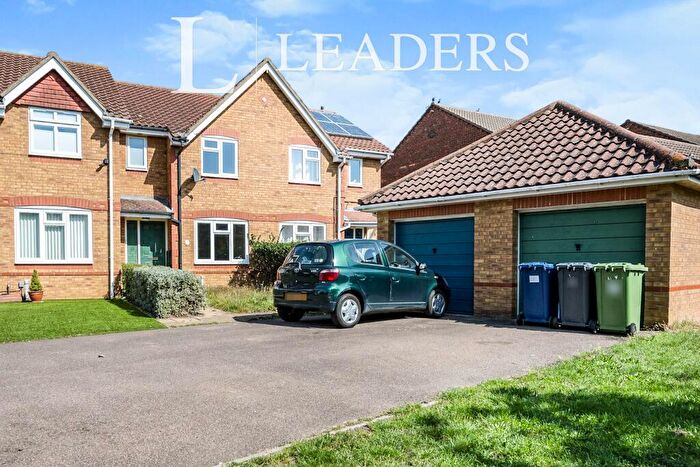 3 Bedroom Terraced House To Rent In Oak Drive, Brampton, Huntingdon, PE28