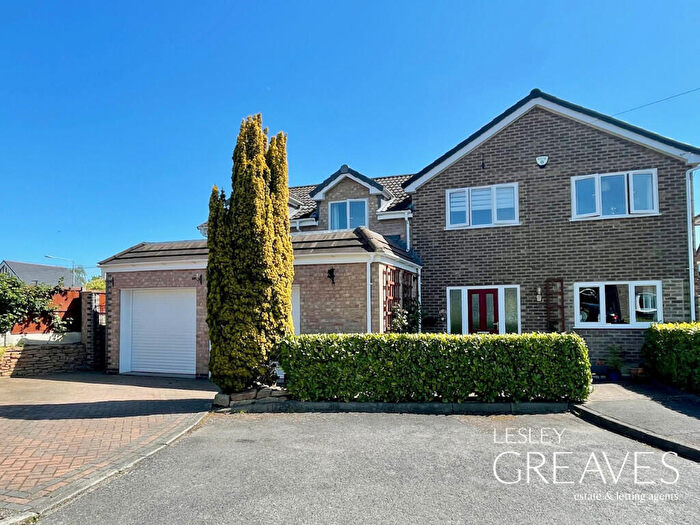 4 Bedroom Detached House For Sale In Newlands Drive, Gedling, Nottingham, NG4