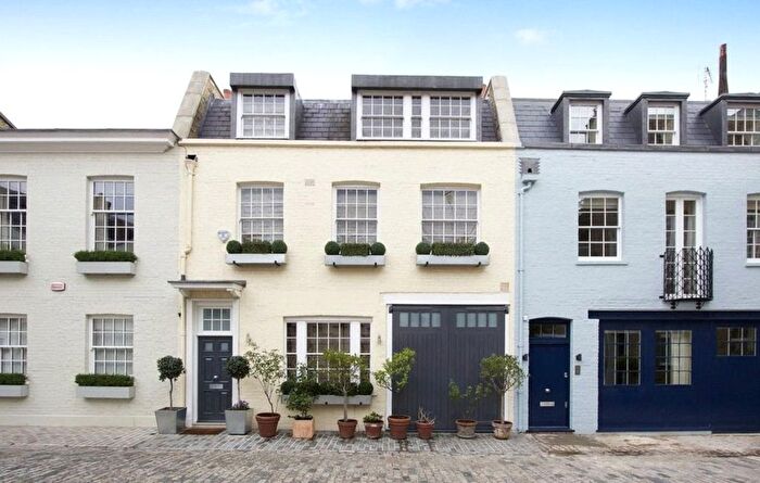 3 Bedroom Terraced House To Rent In Wilton Row, Westminster, London, SW1X
