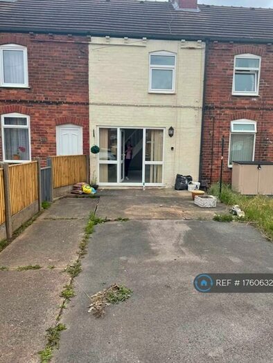 2 Bedroom Terraced House To Rent In Recreation Drive, Shirebrook, Mansfield, NG20