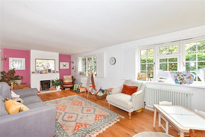 3 Bedroom End Terrace House For Sale In Batts Bridge Road, Maresfield, Uckfield, East Sussex, TN22