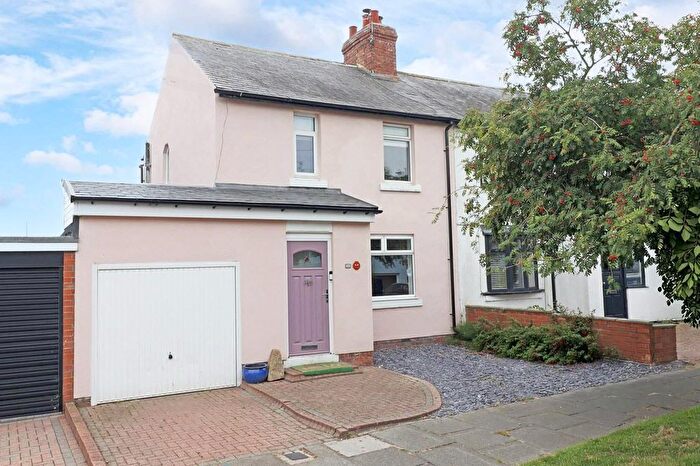 2 Bedroom Semi-detached House For Sale In Waterloo Road, Wellfield, Whitley Bay, NE25