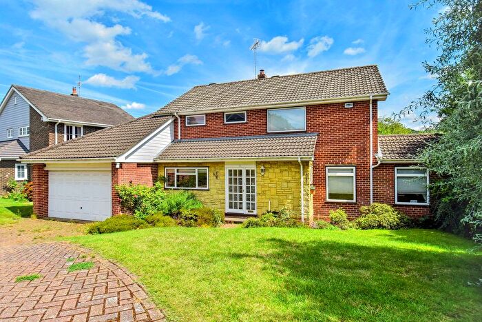 4 Bedroom Detached House For Sale In Plymouth Park, Sevenoaks, TN13