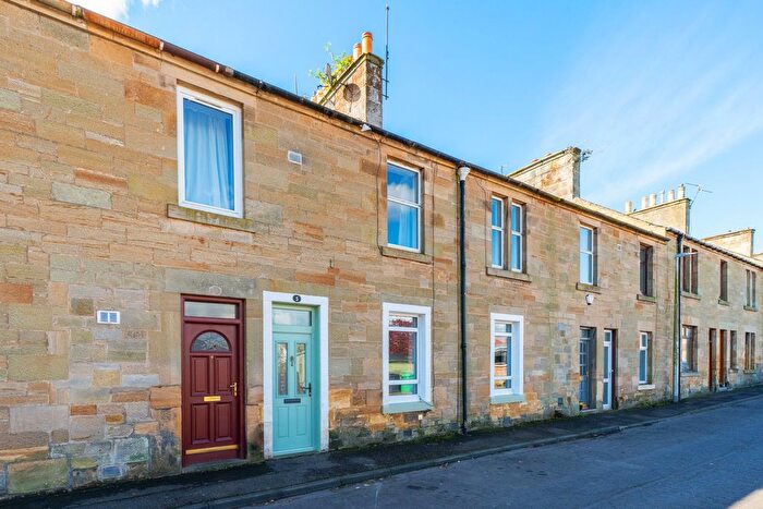 2 Bedroom Flat For Sale In North Street, Freuchie, KY15