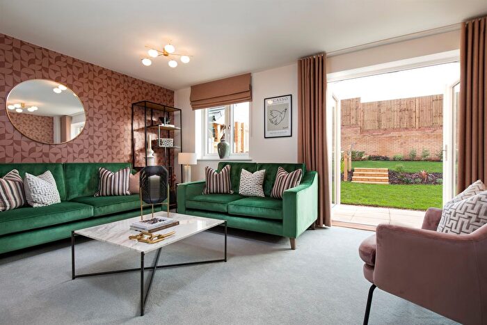 3 Bedroom Semi-Detached House For Sale In Chestnut Grove, Borden, Sittingbourne, ME9