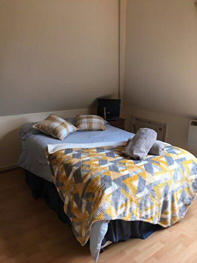 Studio To Rent In Chatsworth Road, NW2