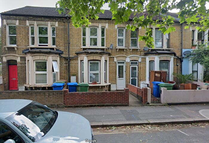 5 Bedroom Terraced House To Rent In Brandon Street, London, SE17