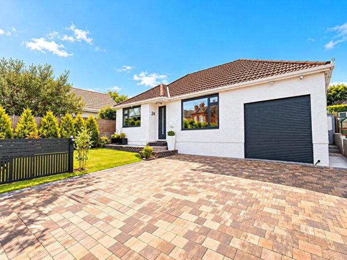2 Bedroom Bungalow For Sale In Ravelin Manor Road, Barnstaple, Devon, EX32