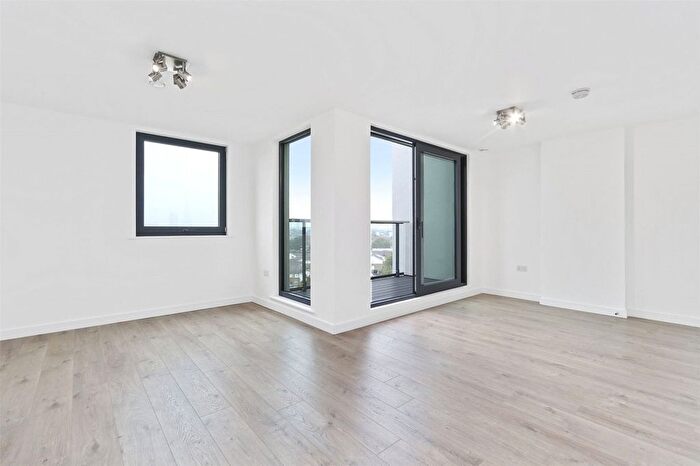 2 Bedroom Flat To Rent In Bloom House, Bermondsey Works, SE16