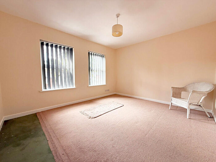 1 Bedroom Apartment For Sale In Clarence Road, Hinckley, Leicestershire, LE10