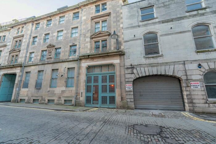 2 Bedroom Flat To Rent In Maritime Street, Leith, Edinburgh, EH6