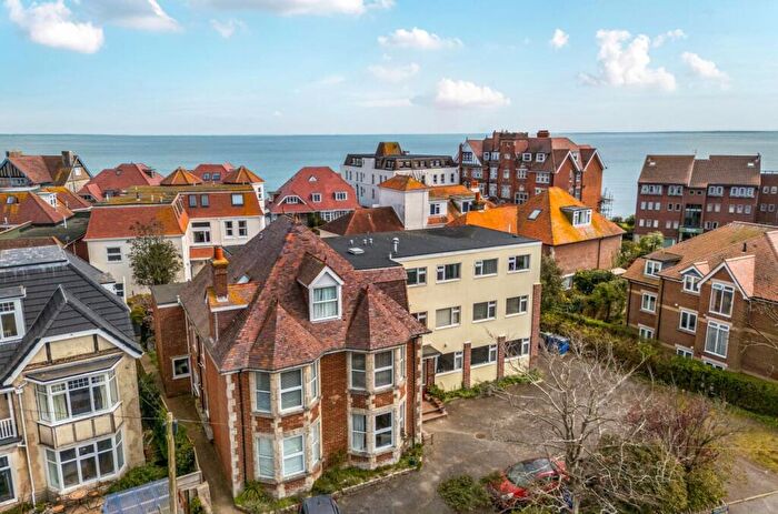 1 Bedroom Flat For Sale In Cliff Avenue, Swanage, BH19