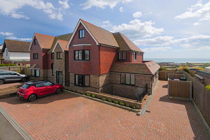 2 Bedroom Apartment For Sale In Hillcrest Road, Hythe, CT21