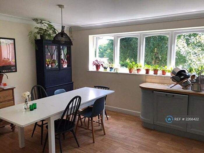 3 Bedroom Semi-Detached House To Rent In Lewes, Lewes, BN7