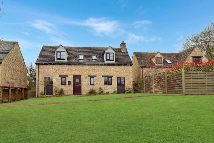 2 Bedroom Property To Rent In Winchcombe, Cheltenham, GL54