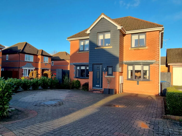 Houses for sale & to rent in CV47 1AS, TIGER MOTH DRIVE, Southam South