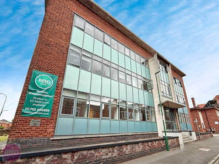 6 Bedroom Flat To Rent In Arthur Avenue, Nottingham, NG7