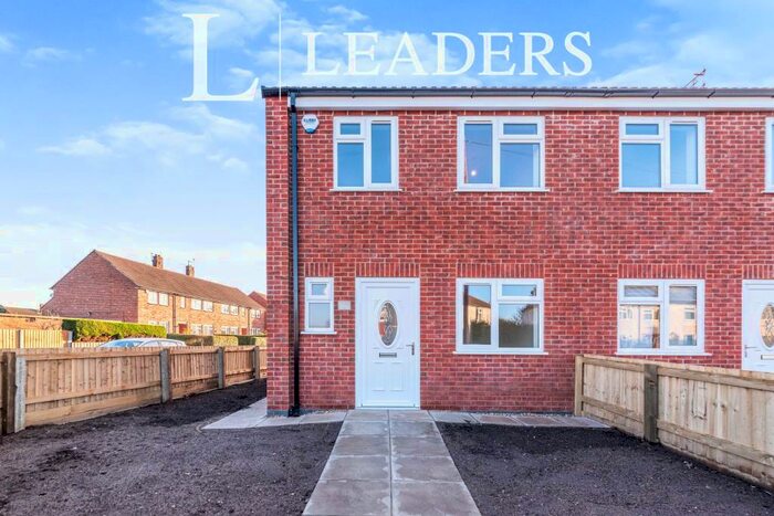 3 Bedroom Semi-Detached House To Rent In Philip Road, Newark, NG24