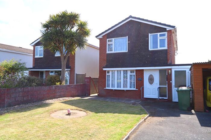 4 Bedroom Detached House For Sale In Neptune Road, Tywyn, LL36