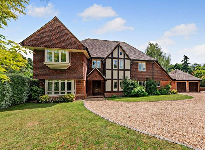 5 Bedroom Detached House For Sale In Tennysons Ridge, Haslemere, Surrey, GU27