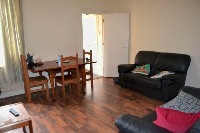 4 Bedroom Property To Rent In Tiverton Road, Selly Oak, Birmingham, B29