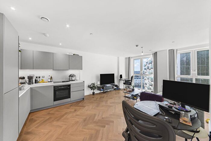 1 Bedroom Flat For Sale In Mile Walk, London, NW6