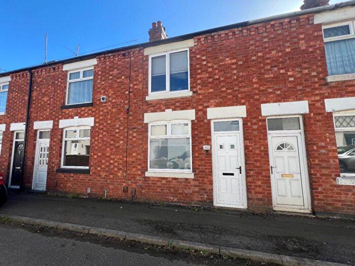 2 Bedroom Terraced House For Sale In Littlewood Street, Rothwell, Kettering, NN14