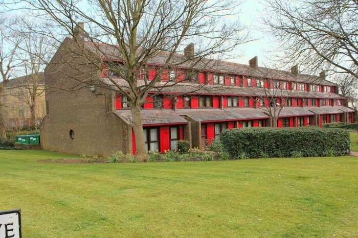 1 Bedroom Ground Flat To Rent In The Drive, Thorpe Road, Peterborough, PE3