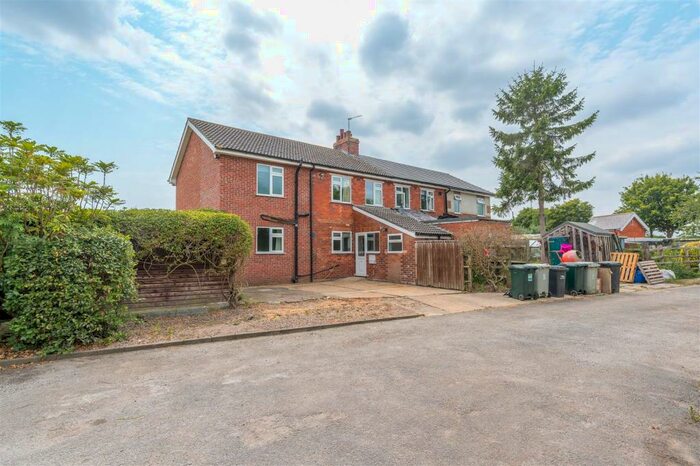 3 Bedroom Semi-Detached House For Sale In Main Road, Stickney, Boston, PE22