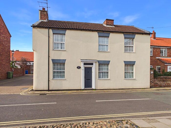 3 Bedroom Detached House For Sale In Walkergate, Beverley, HU17