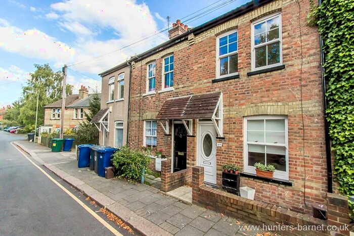 2 Bedroom Terraced House To Rent In West End Lane, Barnet, Herts, EN5