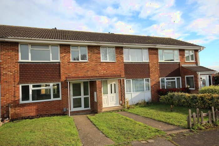 3 Bedroom Terraced House To Rent In Campion Way, Flitwick, MK45