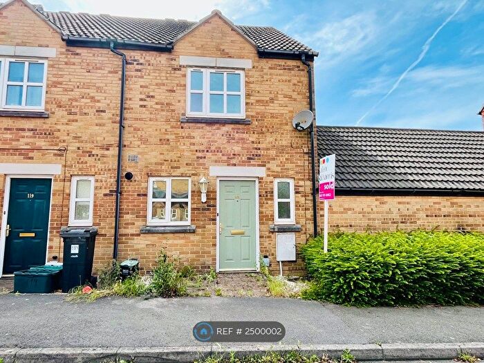 2 Bedroom End Of Terrace House To Rent In Kings Drive, Bristol, BS34