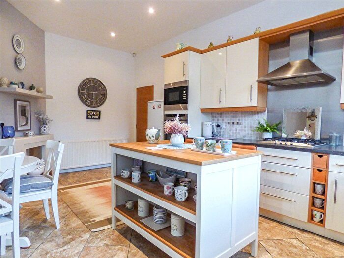 3 Bedroom End Of Terrace House For Sale In Cartmel Lane, Steeton, Keighley, West Yorkshire, BD20
