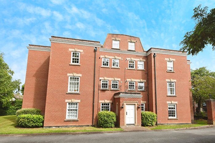 2 Bedroom Flat For Sale In Stephen Neville Court, Saffron Walden, CB11